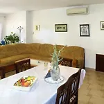 Janica38